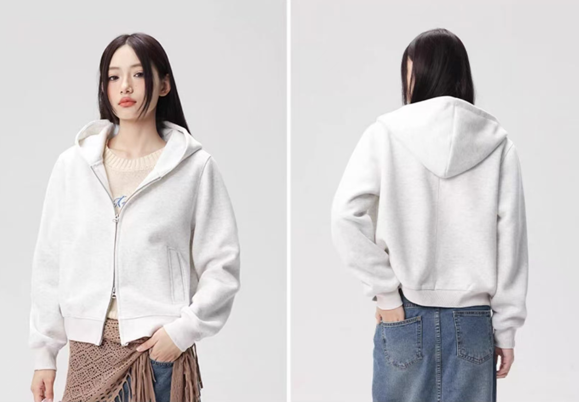 A simple and casual grey hooded double-zipper men's hoodie jacket