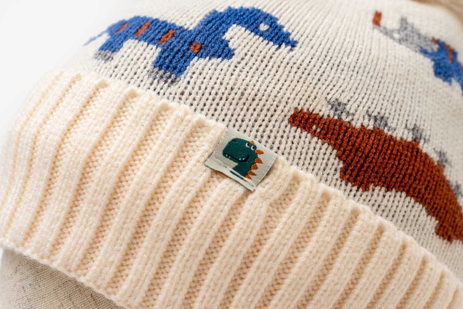 2pc312Y Childrens Little Dinosaur Knitted Cap Childrens Warm earprotecting hat Scarf Set autumn and winter hat J251021