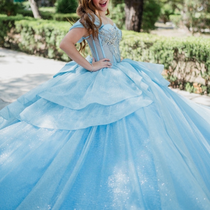 Sky Blue Shiny Quinceanera Dresses Ball Gown Off The Shoulder Beading Crystal Bow Tull Sweet 16 Dress Vestidos De 15 Anos