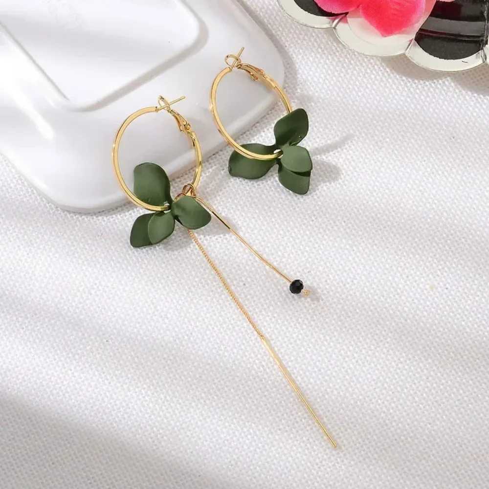 Fashion Flower Women Dangle Earrings Golden Big Circle Three Color Spray Paint Asymmetrical Drops GiftS J251021