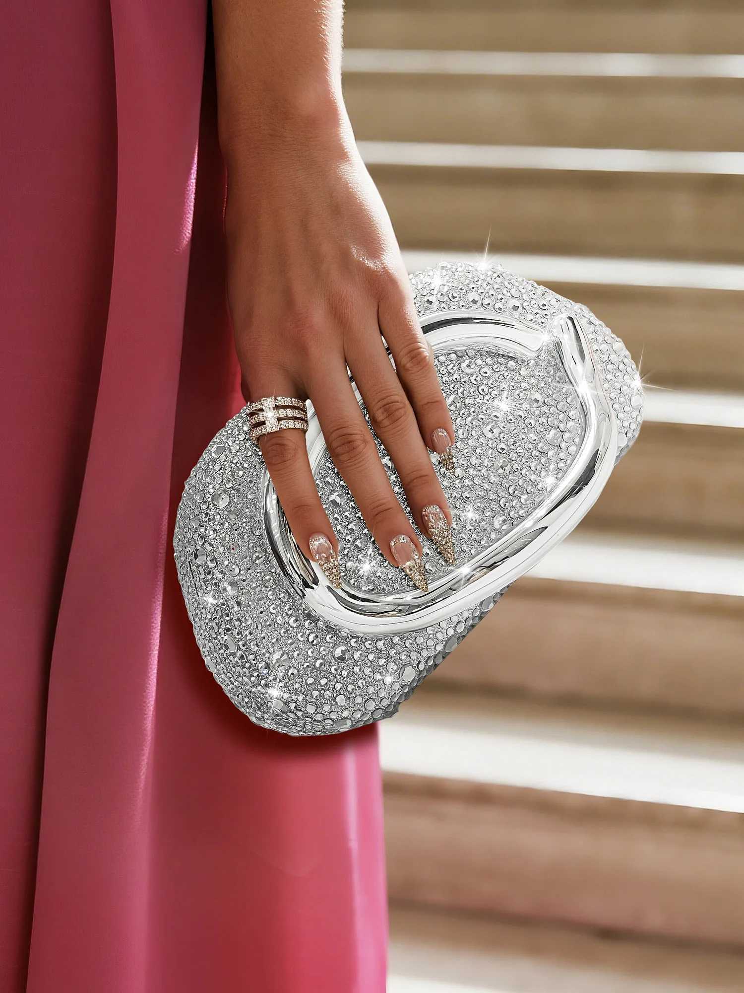 Sparkling Crystal Diamond Womens Evening Clutch Luxury Elegant Round Box Shaped Chain Bag Banquet Party Shoulder Crossbody Bag K251112