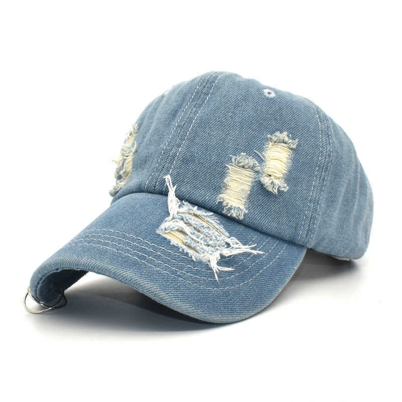 2025 Spring and Autumn New Womens Hat Denim Ring Distressed Baseball Cap Style Duckbill Cap Fashion Sun Hat H251020