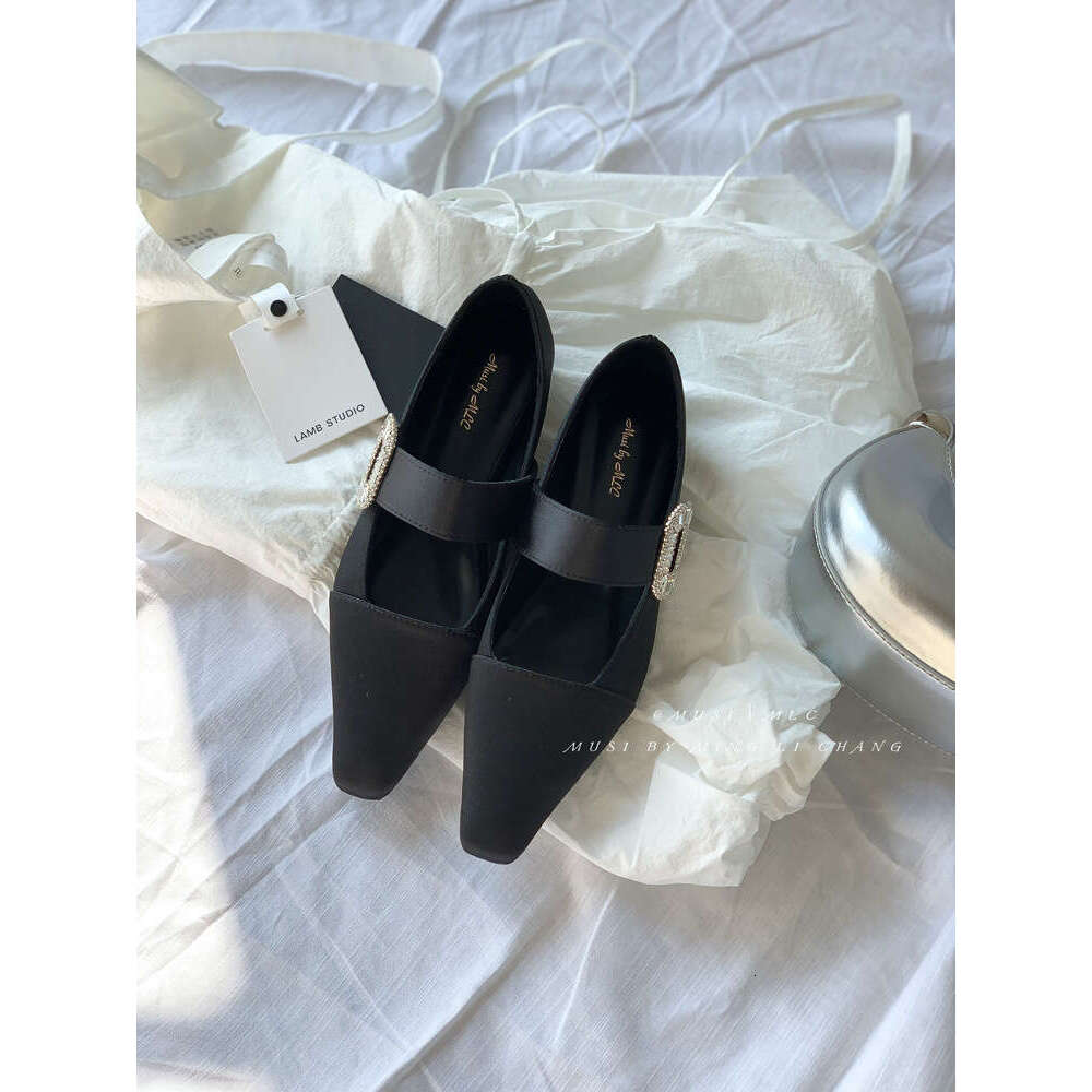 2025 New French Style Women's Flats - Elegant Off-White Mary Jane Shoes with Pointed Toe Two-Way Soft Leather & Timeless Design