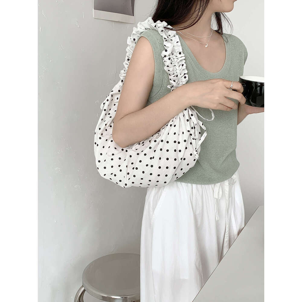 Korean Style Lazy Wave Dot For Women, Pleated New Versatile Commuter Shoulder Bag, Nylon Crossbody Dumpling Bag B5