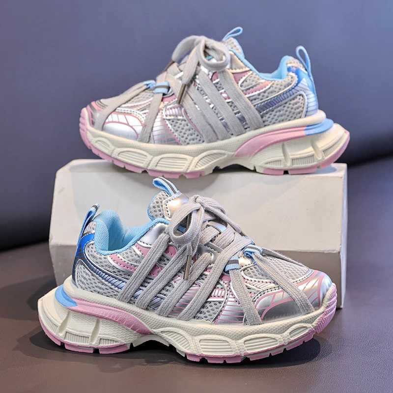 2025 Autumn Pink Sneakers Girl Sports Shoes Outdoor NonSlip Children Platform Sneakers Fashion LaceUp Designer Shoes For Boys C251021