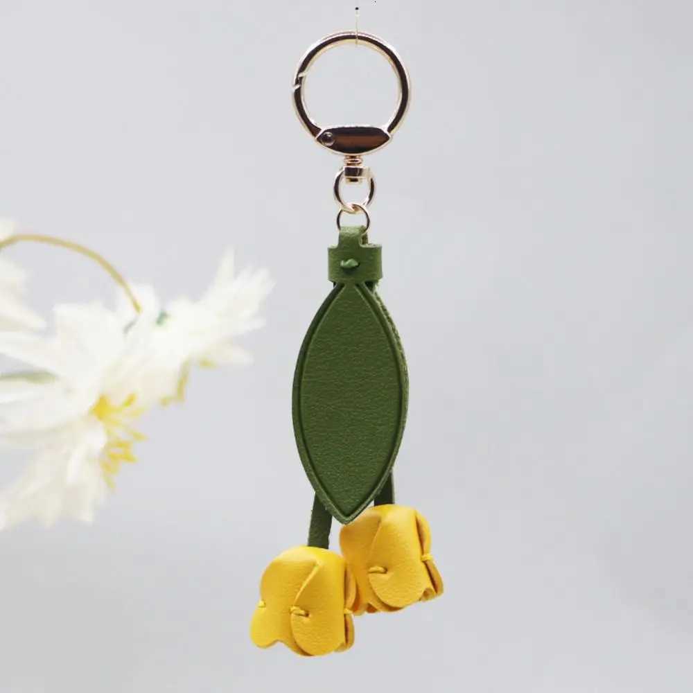 Portable Sweet Tulip Bag Pendant PU Leather Korean Style Fresh Backpack Decoration Dopamine Bag Charms Car Key Chains Gift W251021