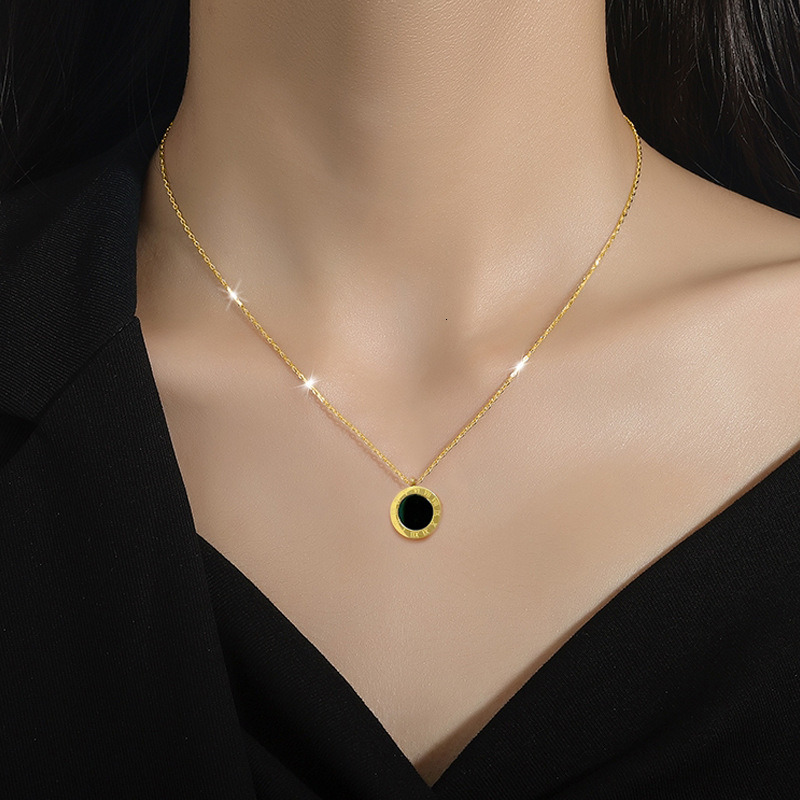 Stainl Steel Ran Numeral Black White Shell Necklace For Wen Fashion Round Pendant Chain Collar Fem Party Jewelry S250808 ddmythur ddmythur ddmythur dd