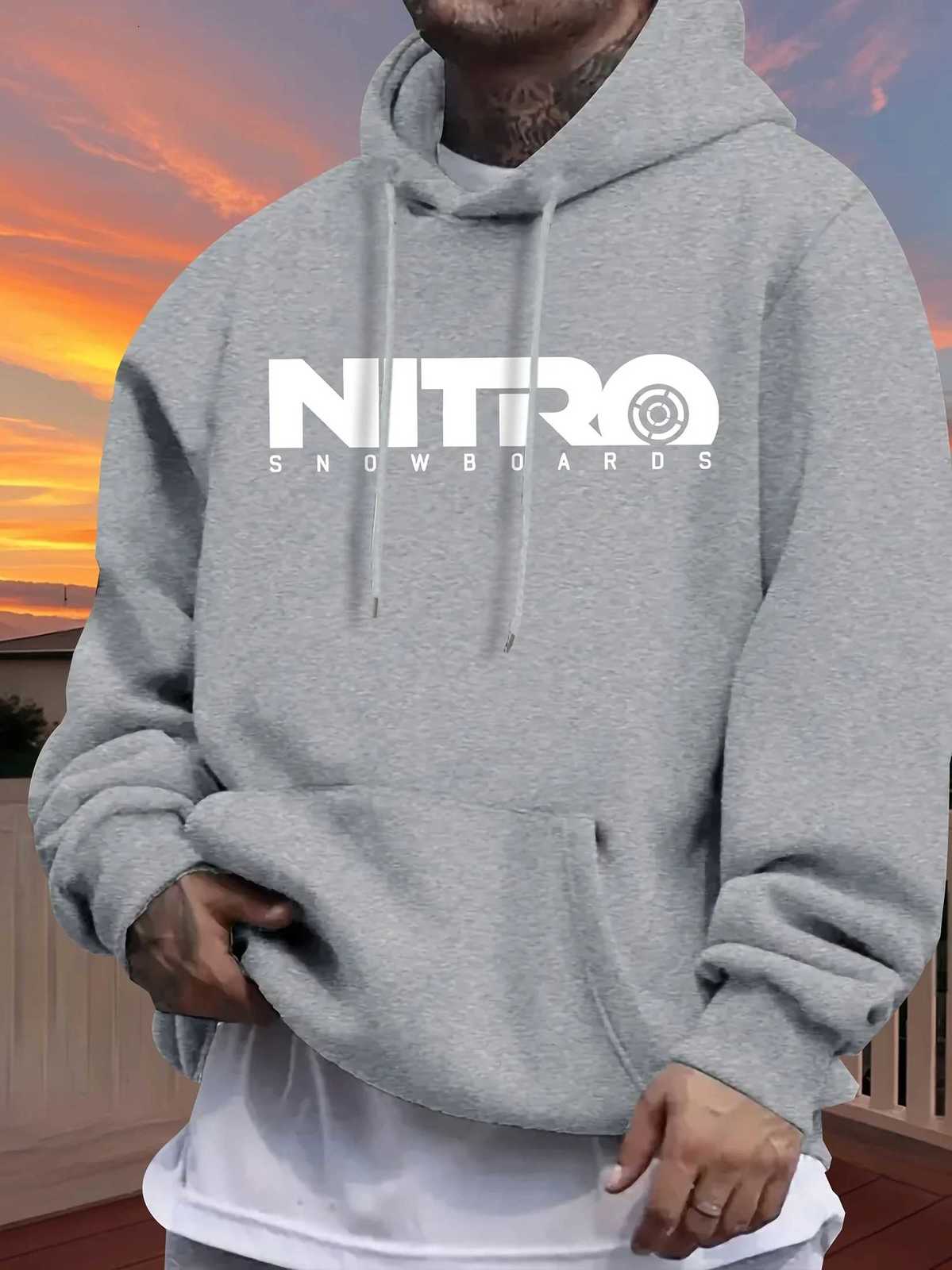 NITRO SNOWBOARDING Mens Casual Hoodie with Polar Lining Regular Fit for Autumn and Winter W251021