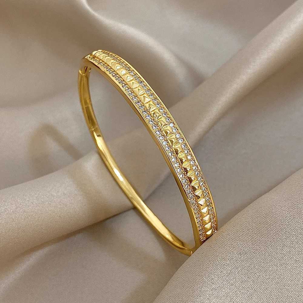 Vintage Zircon Geometric Square Cuff Bracelets for Women Fashion Gold Plated Copper Stacking Bangle Bracelet Jewelry Gifts J251021