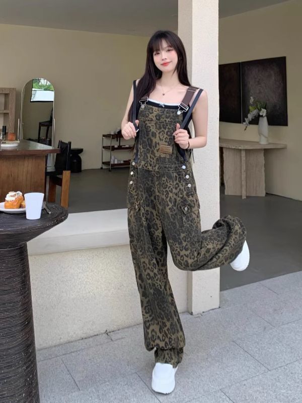 2025 American high street leopard print new autumn and winter printed denim workwear for women, luxury designer straight leg wide leg pleated jumpsuit