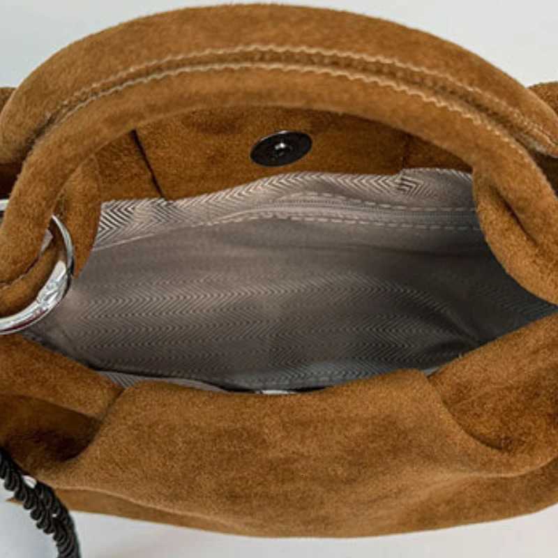 Small Suede Fi Leather Shoder Bags for Wen 2025 Luxury Designer Brand Trend Crossbody Bag Fems Short Handle Handbags Y251021