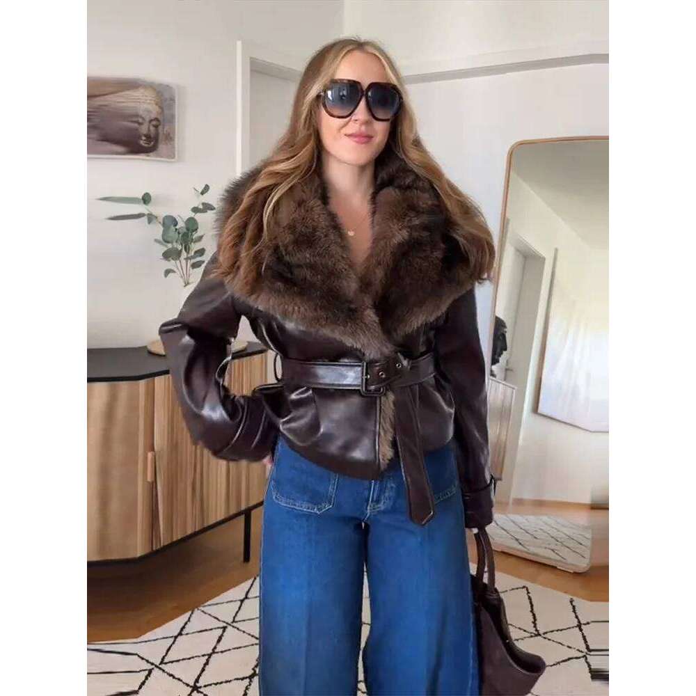 Faux Fur Collar Jackets For Women Leather Coats Vintage Outwear Belt Short Tops Winter Coat Casual Clothes Woman Chic Jacket