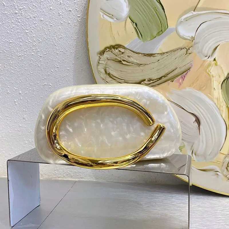 2025 Trendy Acrylic Clutch Purses Metal Handle Purse Womens Evening Bag for Weddings Lady Parties SkinTouch Coating HandbagW251021