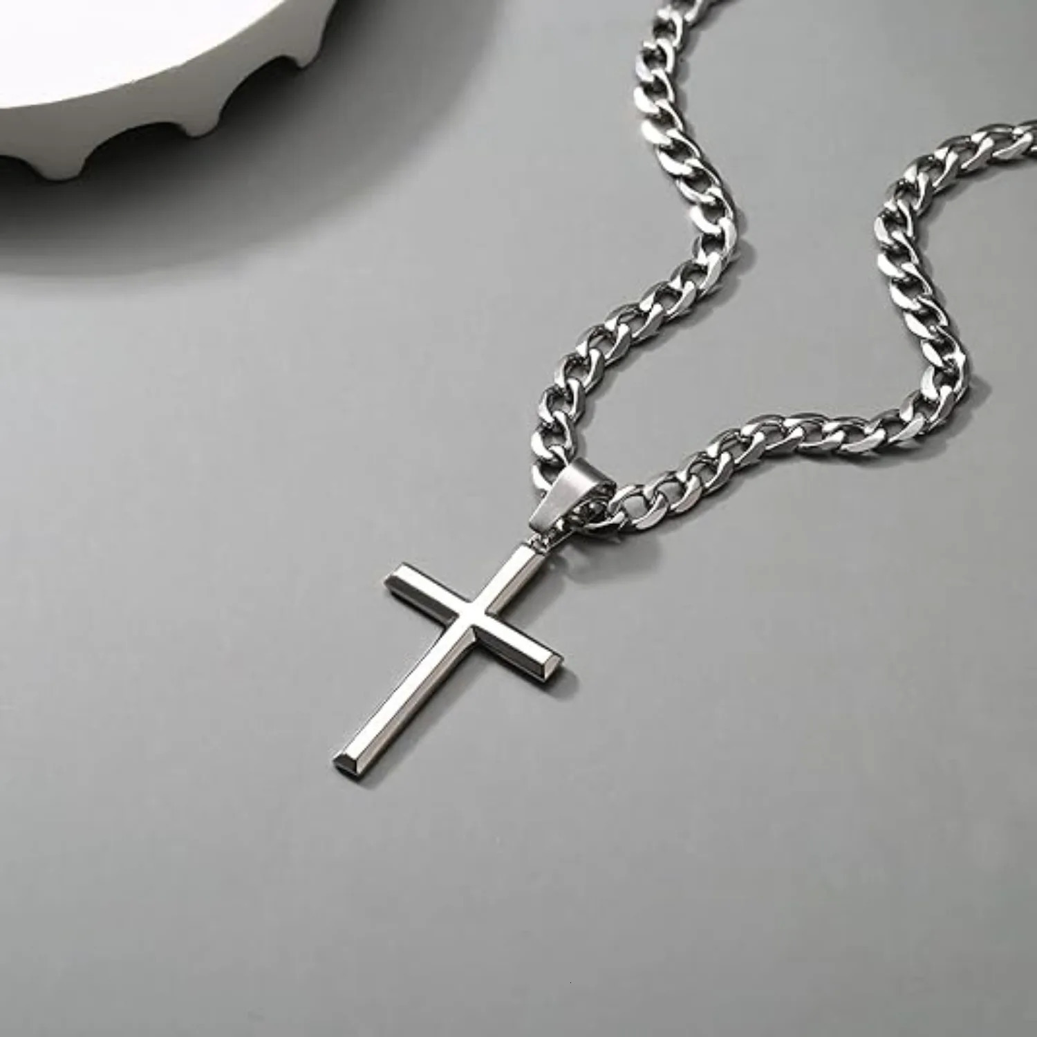 Fansilver Cross Necklace S925 Sterling Silver for Men Women 5mm Stainless Steel Durable Cuban Crucifix Pendant Necklace Jewelry251017