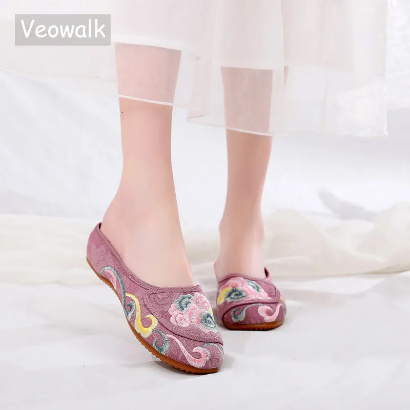 Veowalk Women Jacquard Fabric Slippers Mules All Seasons Vegan Ladies Comfortable Slide Flat Shoes Chinese Embroidery 251011