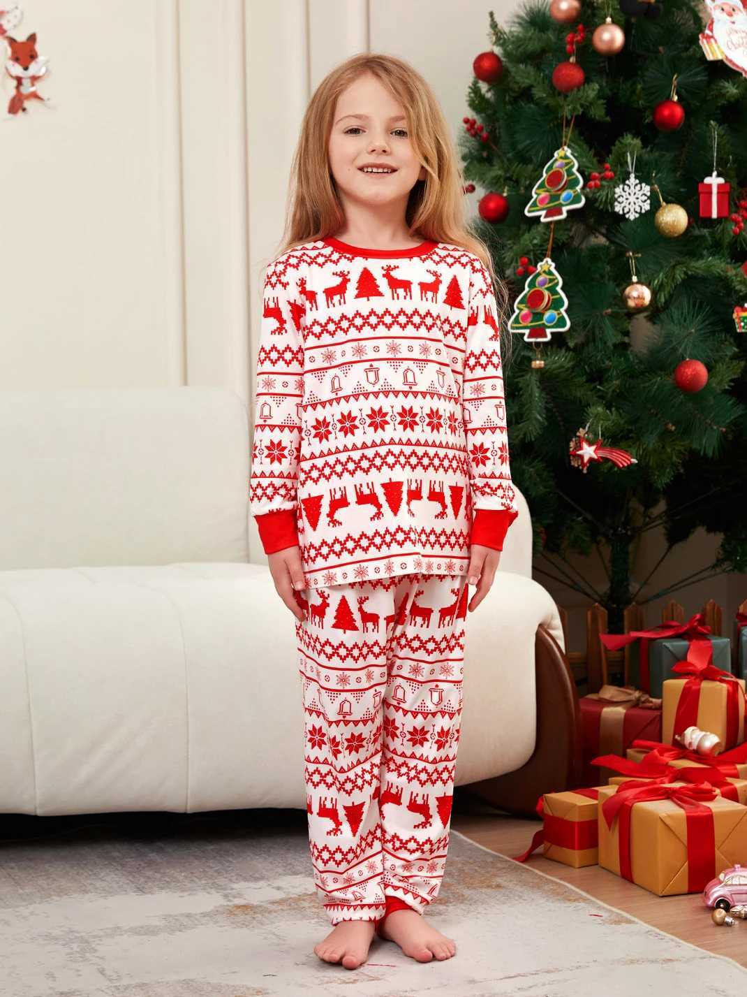 Christmas Family Matching Outfits Mom Dad Kids 2 Pieces Pajamas Set Baby Casual Loose Sleepwear Xmas Family Look Pyjamas L251021E8VB