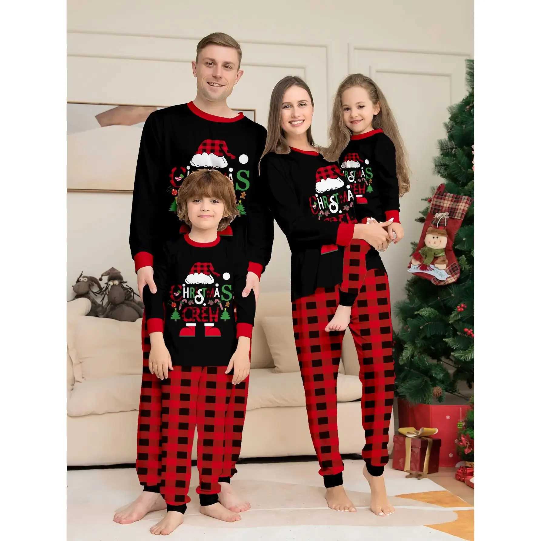 Family Matching Christmas Pajamas Set Mother Daughter Son Dad Plaid Santa CHRISTMAS CREW Print Family Xmas Loungewear L2510218R2J