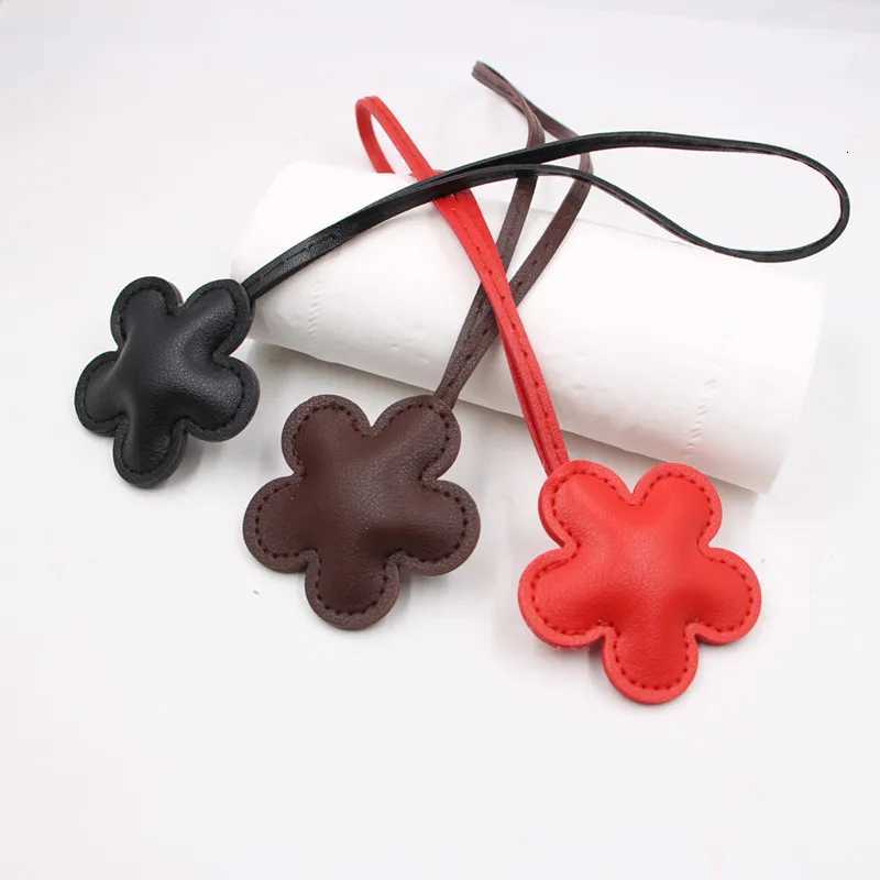 Lovely PU Leather Flower Keychain Cartoon Fashion Hanger 8 Colors Car Keyring Bag Pendant Women W251021