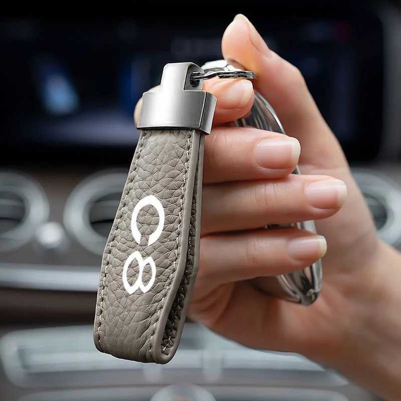 Luxury Genuine Leather Plaid Keychain Women Men Black Buckle Car Chain Holder with For Citroen C8 Auto Accessorie Antiloss W251021