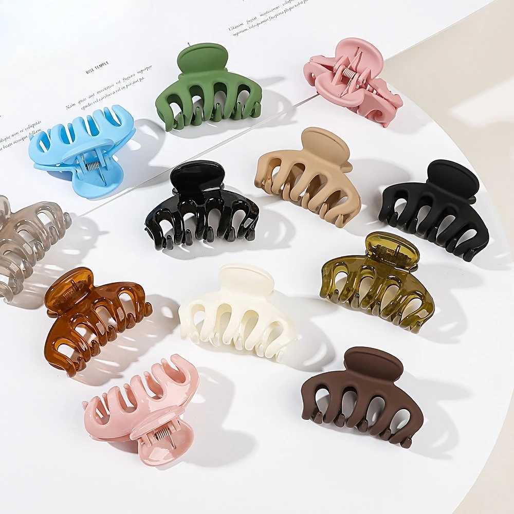 Frosted Candy Colors Hair Clips for Women Girls Acrylic Medium Size Hair Claw Clamps Clip Crab Hairpin Fashion Hair AccessoriesW254021