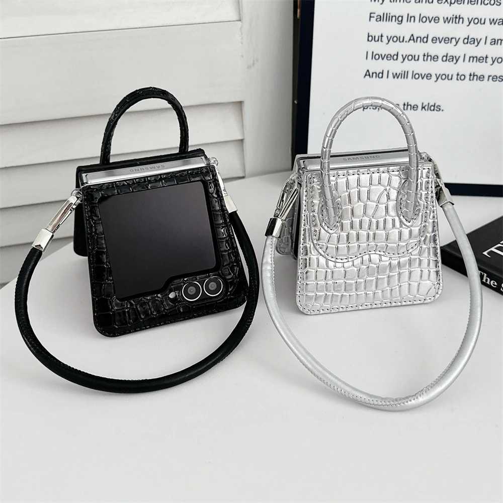 Crocodile Leather Handbag Phone Case for Galaxy Z Flip 6 5 Glossy Solid Wrist Hand Strap Shockproof Protection Cover J251114
