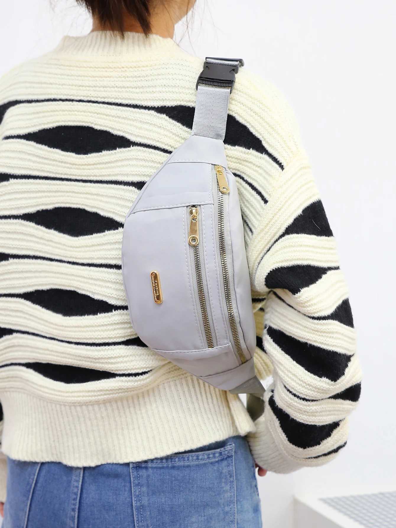 Fanny Pack for Women Men Water Resistant Large Hiking Waist Bag Pack Carrying All Phones for Running Walking Traveling Z251021