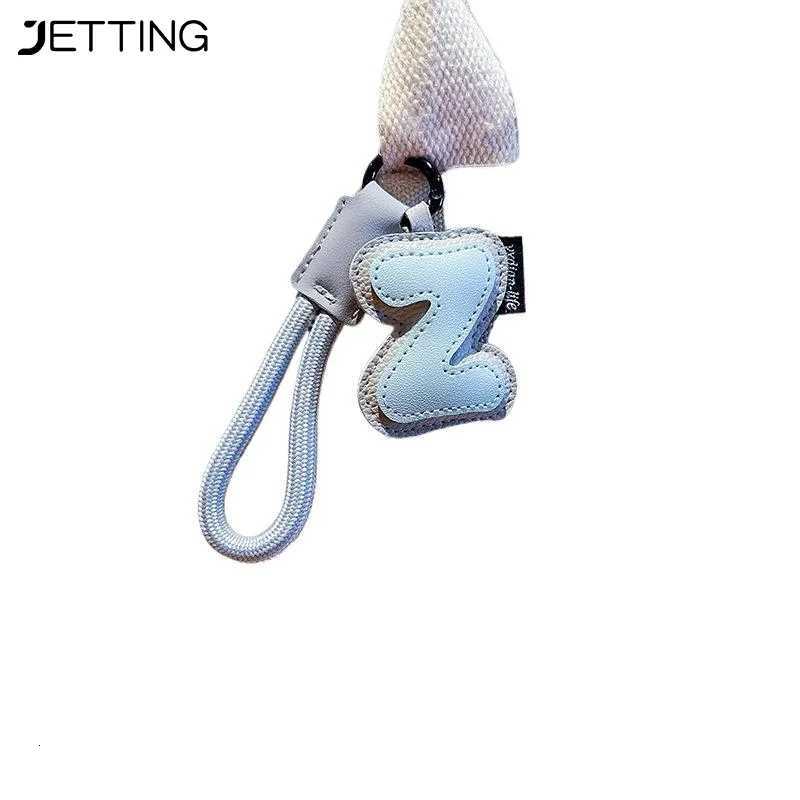 Creative Exquisite 26 English Letter Keychain PU Leather Bag Hanging Charms Alphabet Keyring Ornaments Lucky Pendant Couple Gift W251021