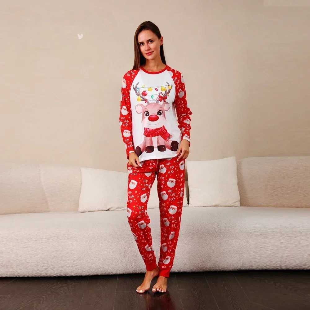 2025 New Family Christmas Pajamas Set All Elk Print Parentchild Matching Outfits Baby Romper Soft Loose Sleepwear Xmas Look Pjs L251021A91O