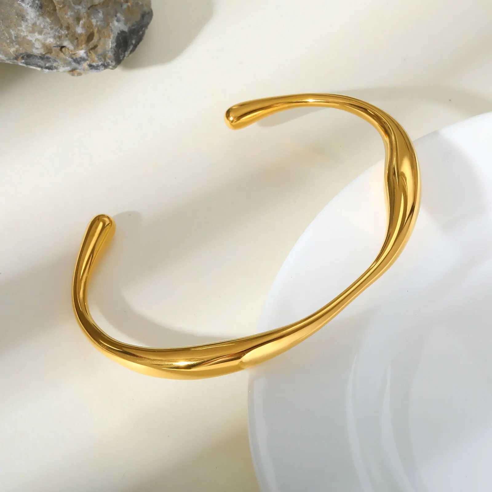 Vnox Stainless Steel Wrist BraceletGold Color Simple Dainty Irregular Geometric Opening BangleMinimalist Women Jewelry Party J251021