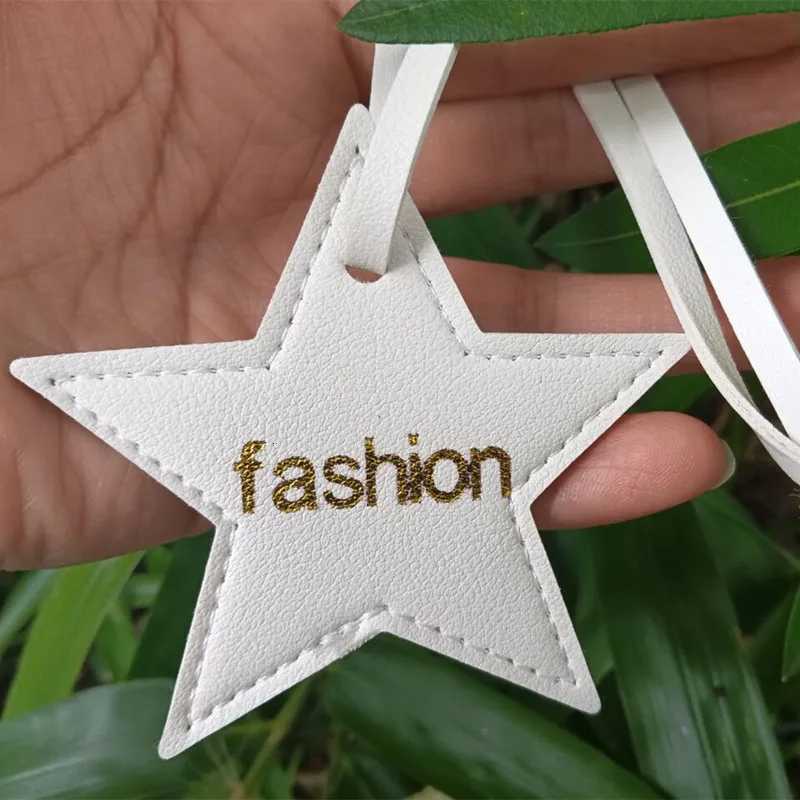 1PCS Free initials five pointed star leather luggage pendant star pu leather pendant bag pendant gift leather buckle keychain W251021