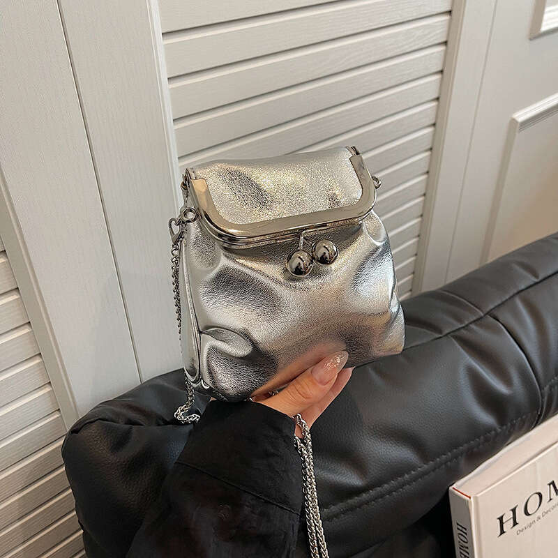 High-end Chain Mini 2025 New Model silver Shoulder Niche Design Clip Bag for Women