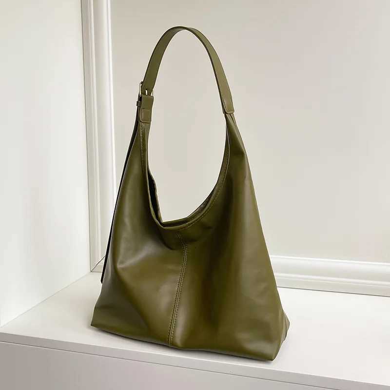 New Tote Bag Womens Fashionable Simple Shoulder Bags Large Capacity PU Commuter Tote Bag High Sense Retro Armpit BagsXJ251021