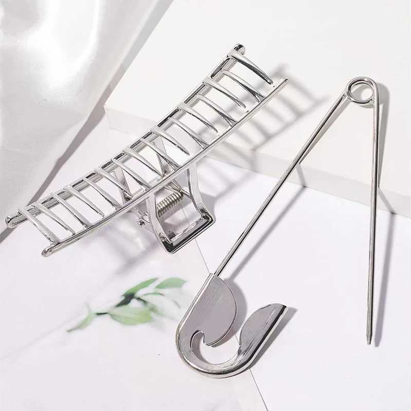1pc Giant Safety Pin Metal Hair Clip Alloy Ladies Hair Accessories Fashion Hair Clips for Casual and Fashionable HairstylesW254021