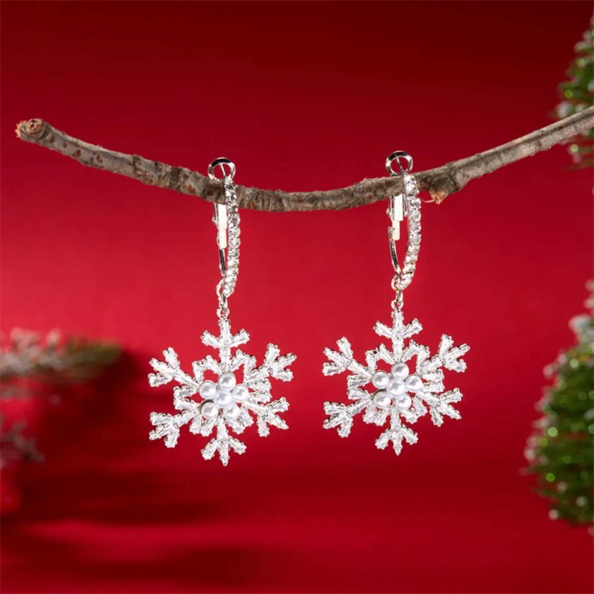 Holiday Snow Flower Drop Earrings Sparkling Zircon Imitation Pearl Snowflake Dangle Earring Christmas Jewelry Gift For Women Men J251021