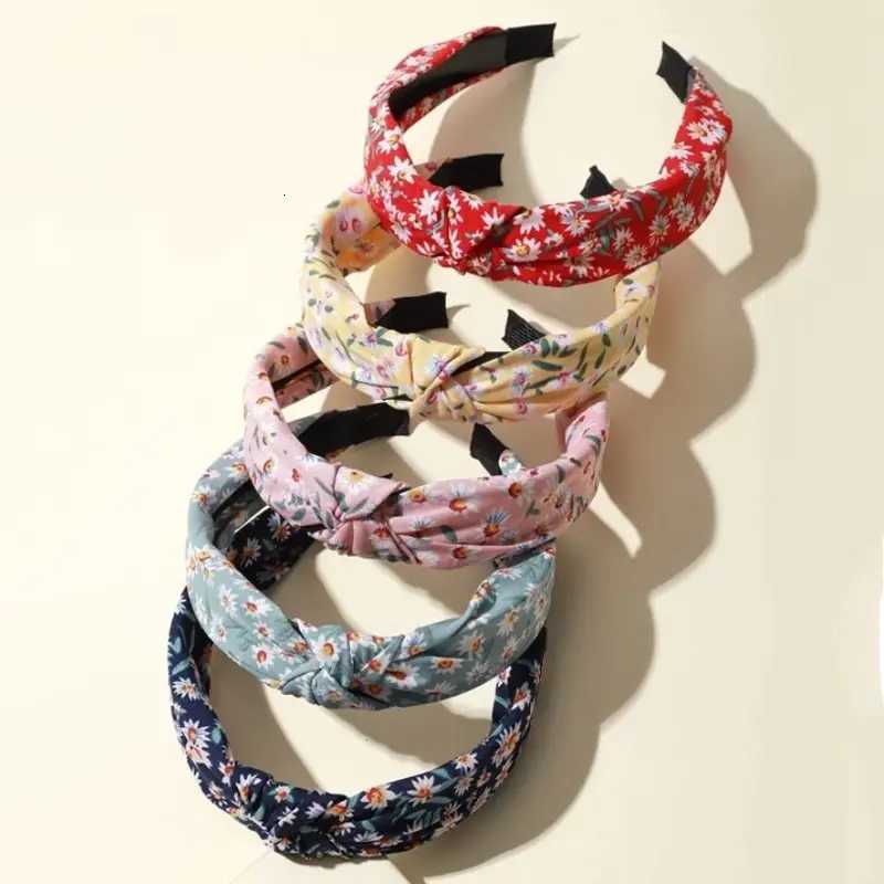 5pcs Europe And The United States Flowers With Simple Adult Hair Bands Fashion Broken Flowers Small Daisy Knot Hair BandsW254021