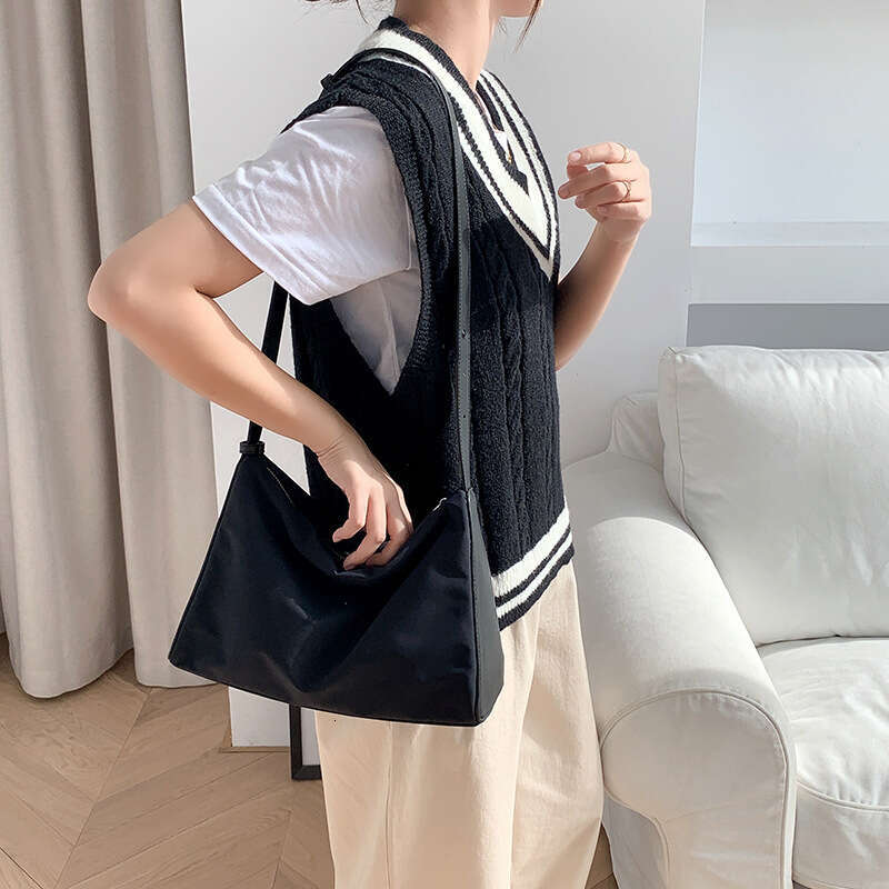 Korean New Fashion Handbag Casual Shoulder Ins Style Women's Crossbody Versatile Large Capacity Nylon Underarm Bag B5