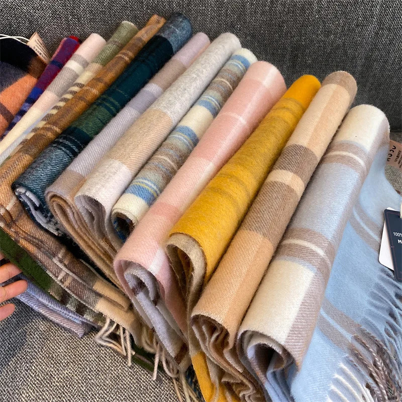 100 Wool Women Lattice Scarf Soft Pure Wool Winter Warm Shawl and Wrap Bandana Pashmina Female Foulard Square Thick Scarf 251016