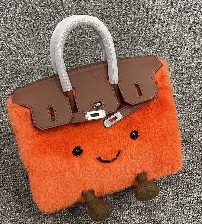 Designer Bags Fashion New Hot Selling Women's Plush Exquisite And Cute Handheld Crossbody Casual Bag Gift, Beautiful Makeup Storage Bag Luxury Ba