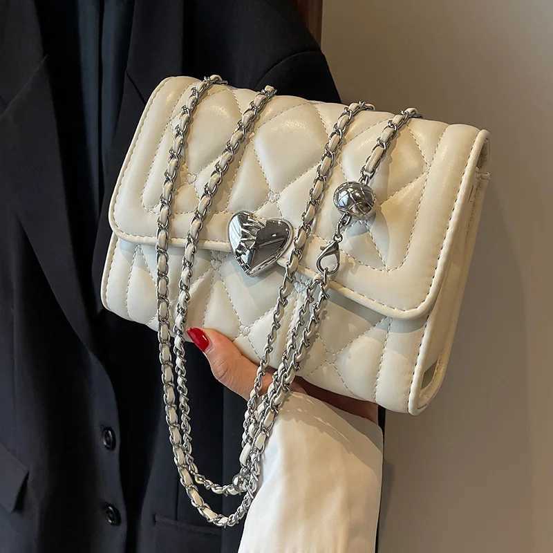 High End Handbag for Womem 2025 Fashionable Versatile Diamond Grid Small Square Bag Casual Chain Shoulder Crossbody Bag Z251018