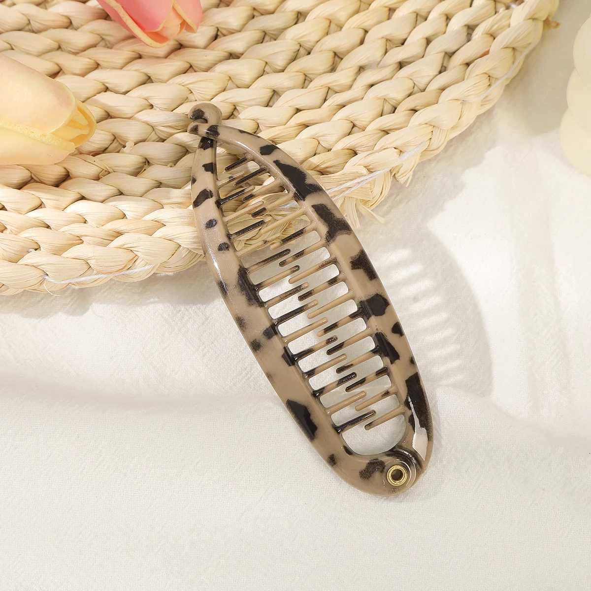 AWAYTR Leopard Fish Hairpin Handmade Banana Hair Clips Comb Clamp Girl Hair Accessories Festival Gift Valentine HeadwearW254021
