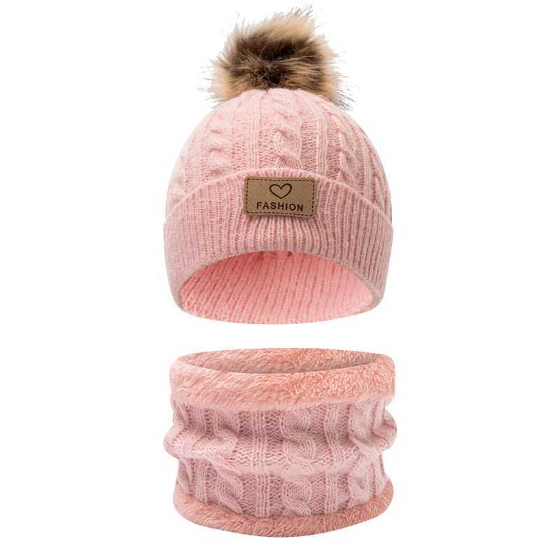 This set of childrens knitted singleball knitted hat and scarf is suitable for children aged 3 to 12 to wear J251021