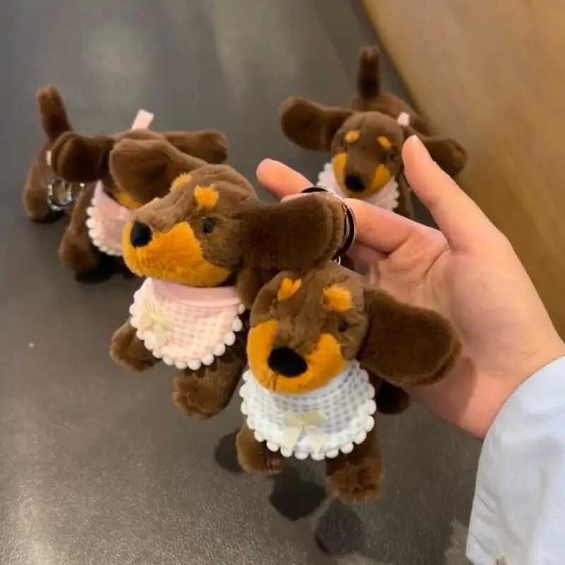 Cartoon Sausage Dog Plush Keychain Y2K Bag Pendant for Women Plushies Toys Car Key Jewelry Decoration Accessories Couple Gifts W251021