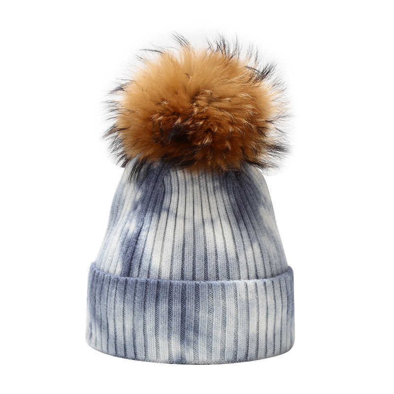 New Raccoon Fur Ball Knitted Hat for Women Autumn and Winter Fur Ball Hat Outdoor Windproof Corespun Yarn Hat H251020