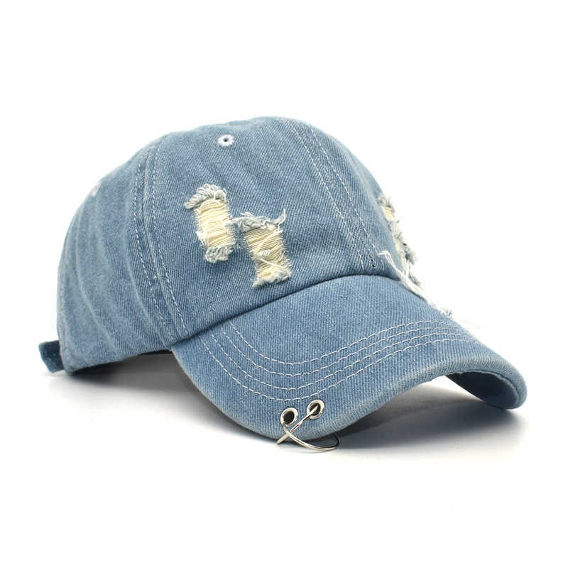 2025 Spring and Autumn New Womens Hat Denim Ring Distressed Baseball Cap Style Duckbill Cap Fashion Sun Hat H251020