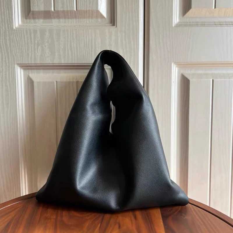 Ladies Designer New Soft Leather Dumpling Bag Fashion Leisure Versatile Handbag PU Leather Armpit Underarm Shoulder Bag Z251018