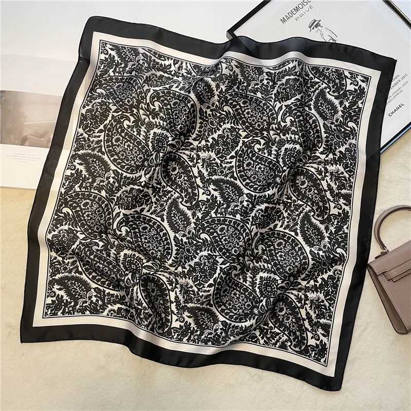 New Paisley Print Square Scarf Soft Satin Bandana Vintage Windproof Head Wrap Shawl Imitation Silk Travel Beach Towel W251021