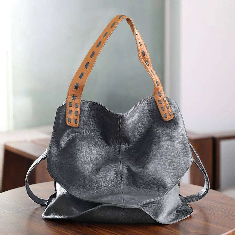 First Layer Cowhide Postman Original Design Large Capacity Personal Vintage Shopping Genuine Leather Shoulder Bag 251021