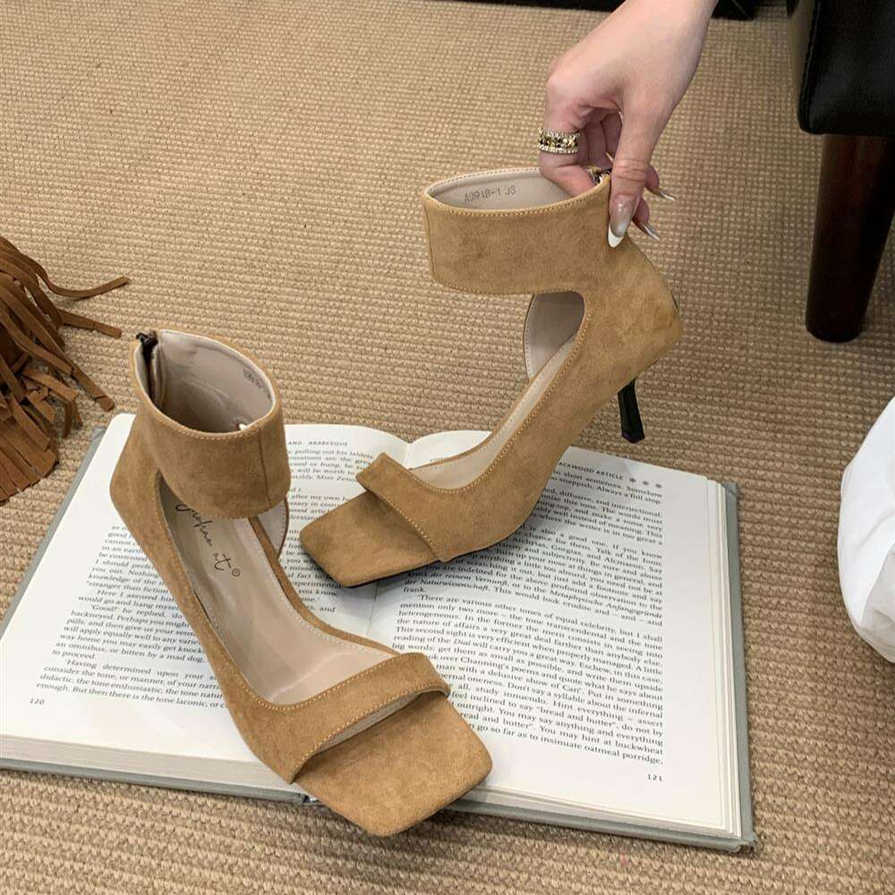 Sheepskin Version Elegant Square Toe Thin Heel One-Strap Open-Toe for Women with Skirt Back Designer Shoe Zipper Roman Sandals