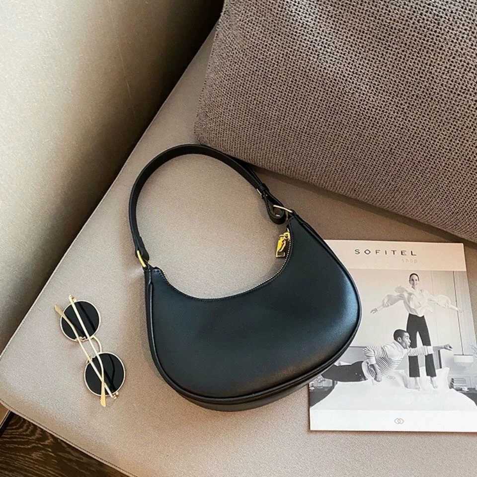 Small Bag Female 2025 New Fashion Hot Style AllMatch French Niche Highend Puzzle Crescent Shoulder Trendy Retro VintageXJ251021