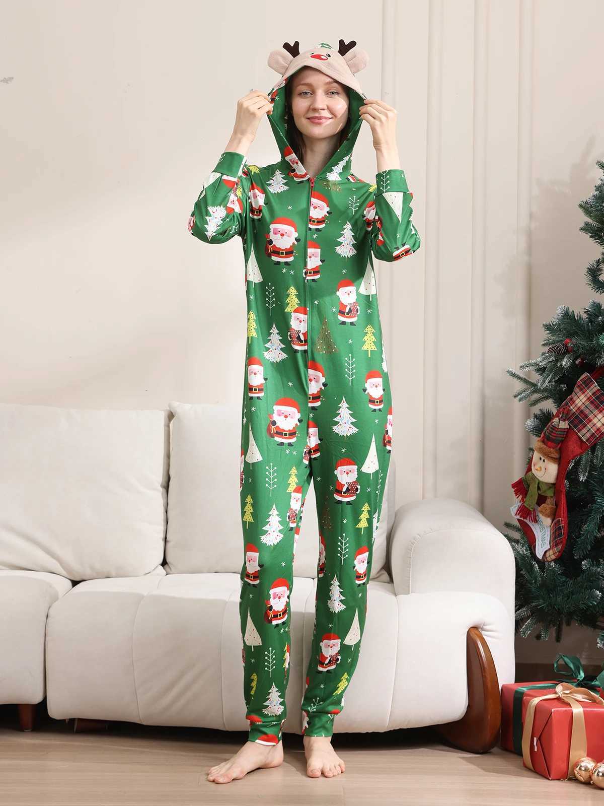 New Christmas Family Look Onesies Santa Print Onepiece Jumpsuit Adults Kids Matching Pajamas Cute Zipper Hooded Romper Xmas Pjs L251021266X